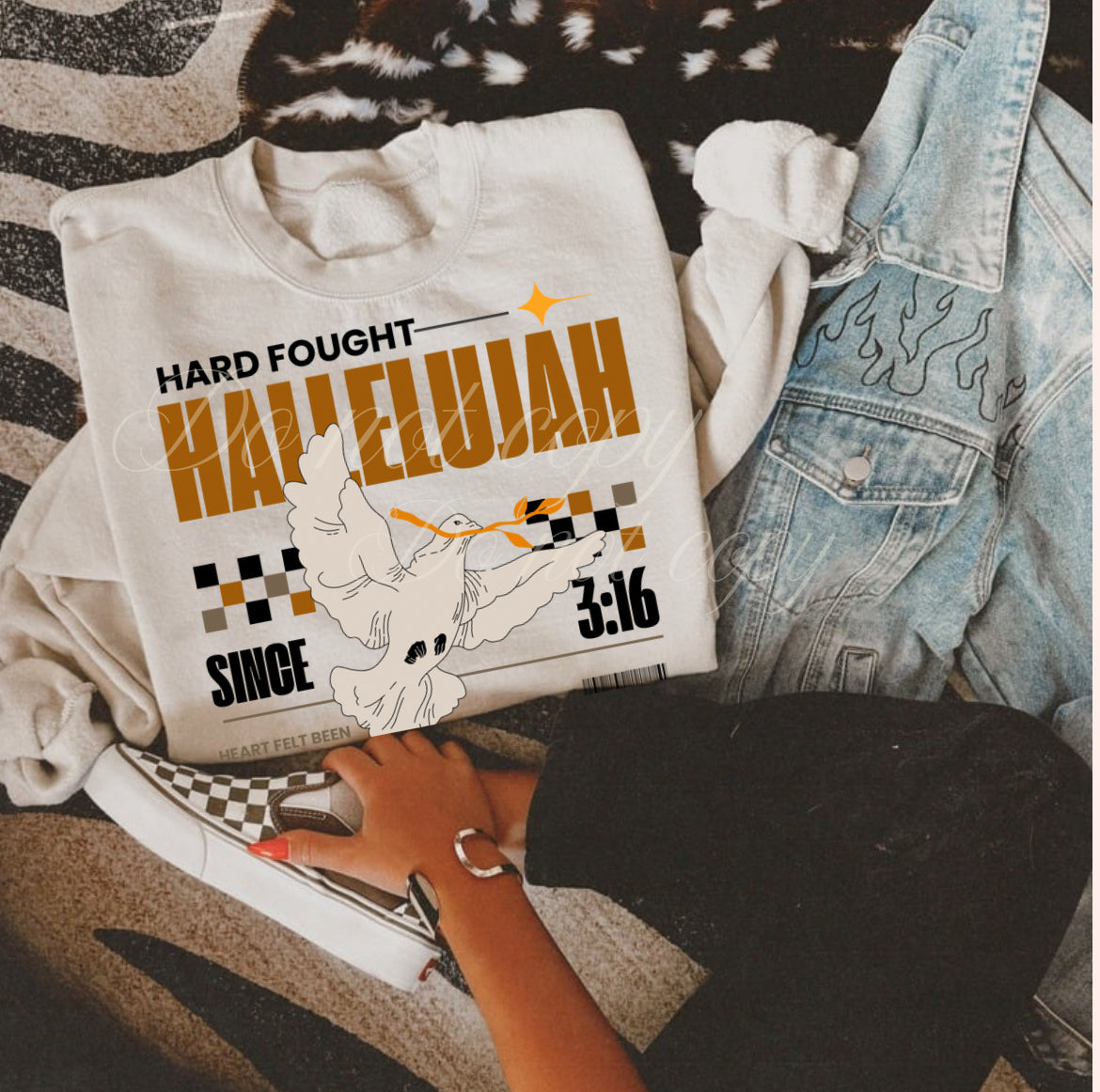 Hard fought hallelujah tee/crew