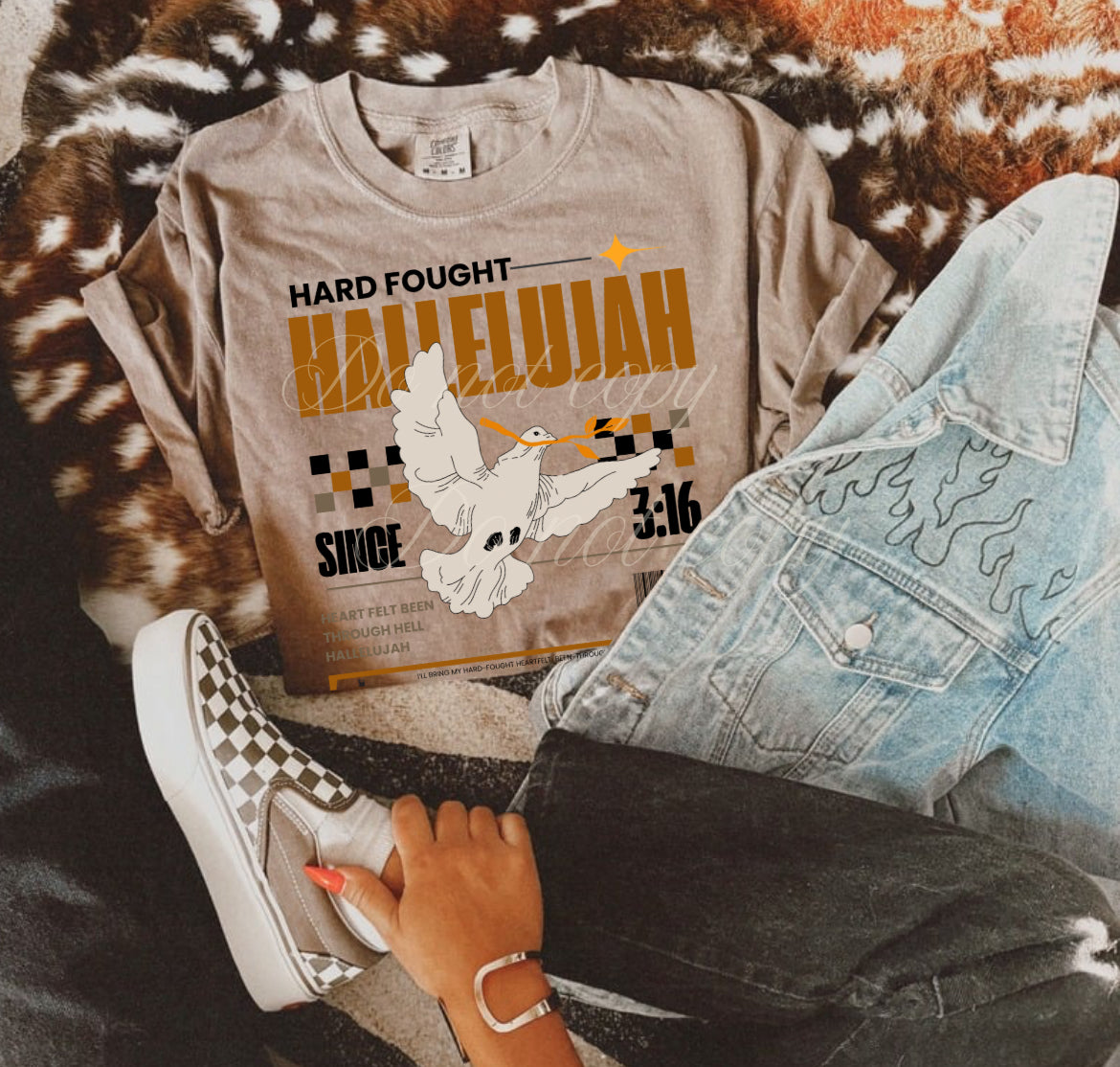 Hard fought hallelujah tee/crew