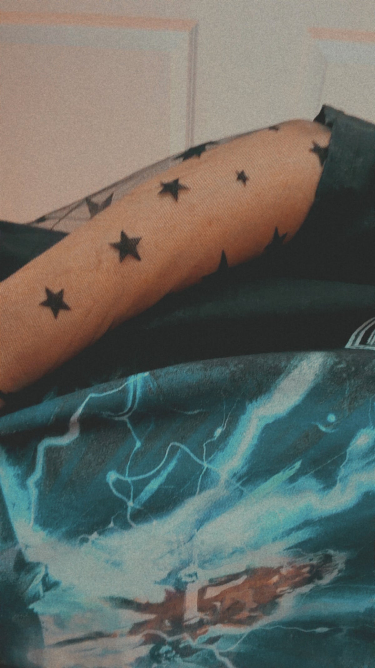 Mesh Star Layering Top OSFM (October Delivery)